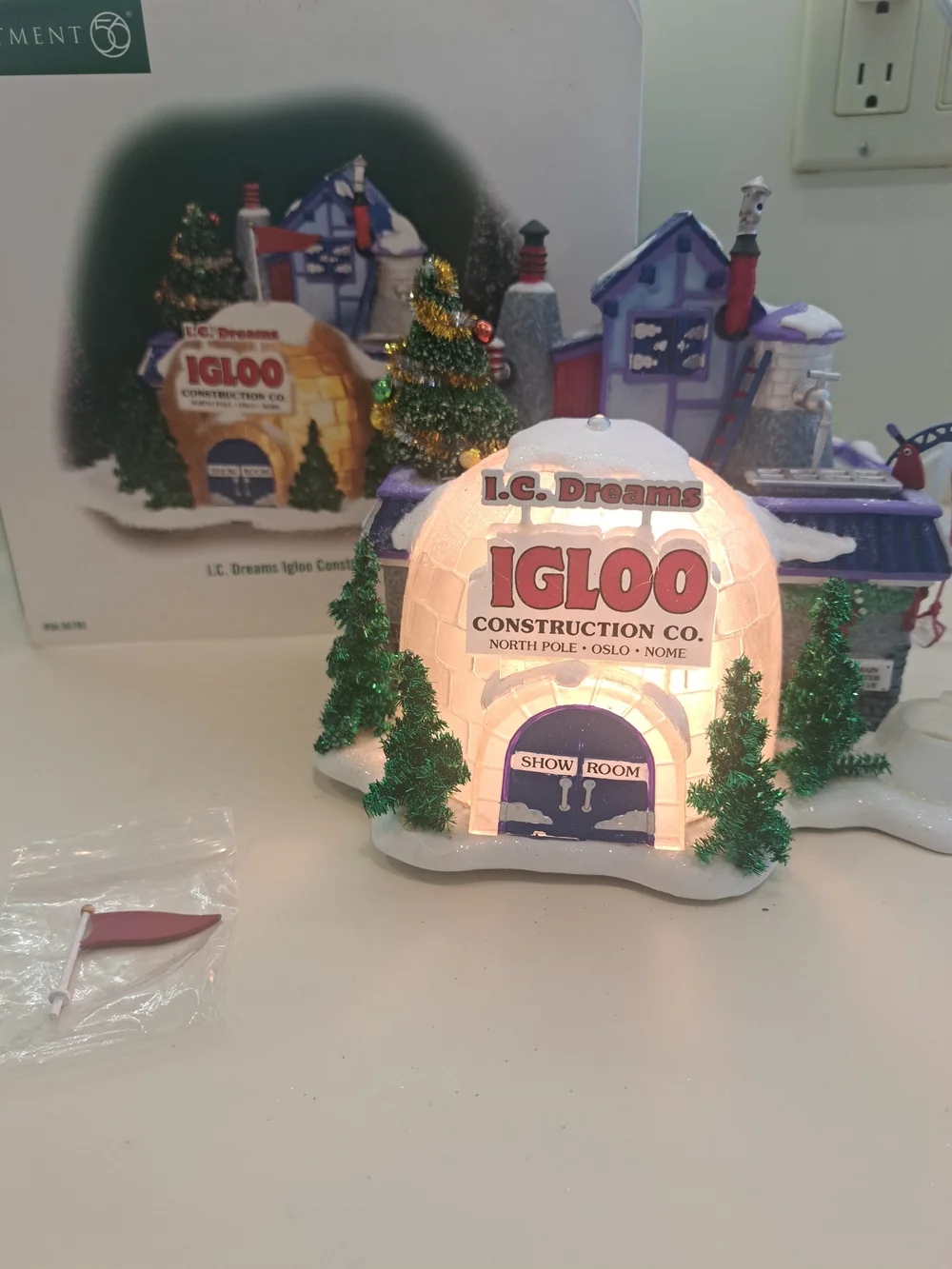 Dept 56 I.C. Dreams Igloo Construction Co. #56.56785 NORTH POLE SERIES/ EUC